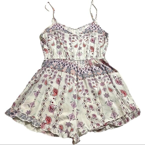 Cotton
On Paisley Print Spaghetti Strap Romper SMALL - Picture 2 of 13